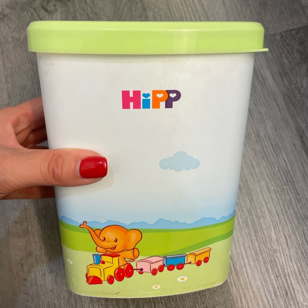 HIPP Formula Container never used